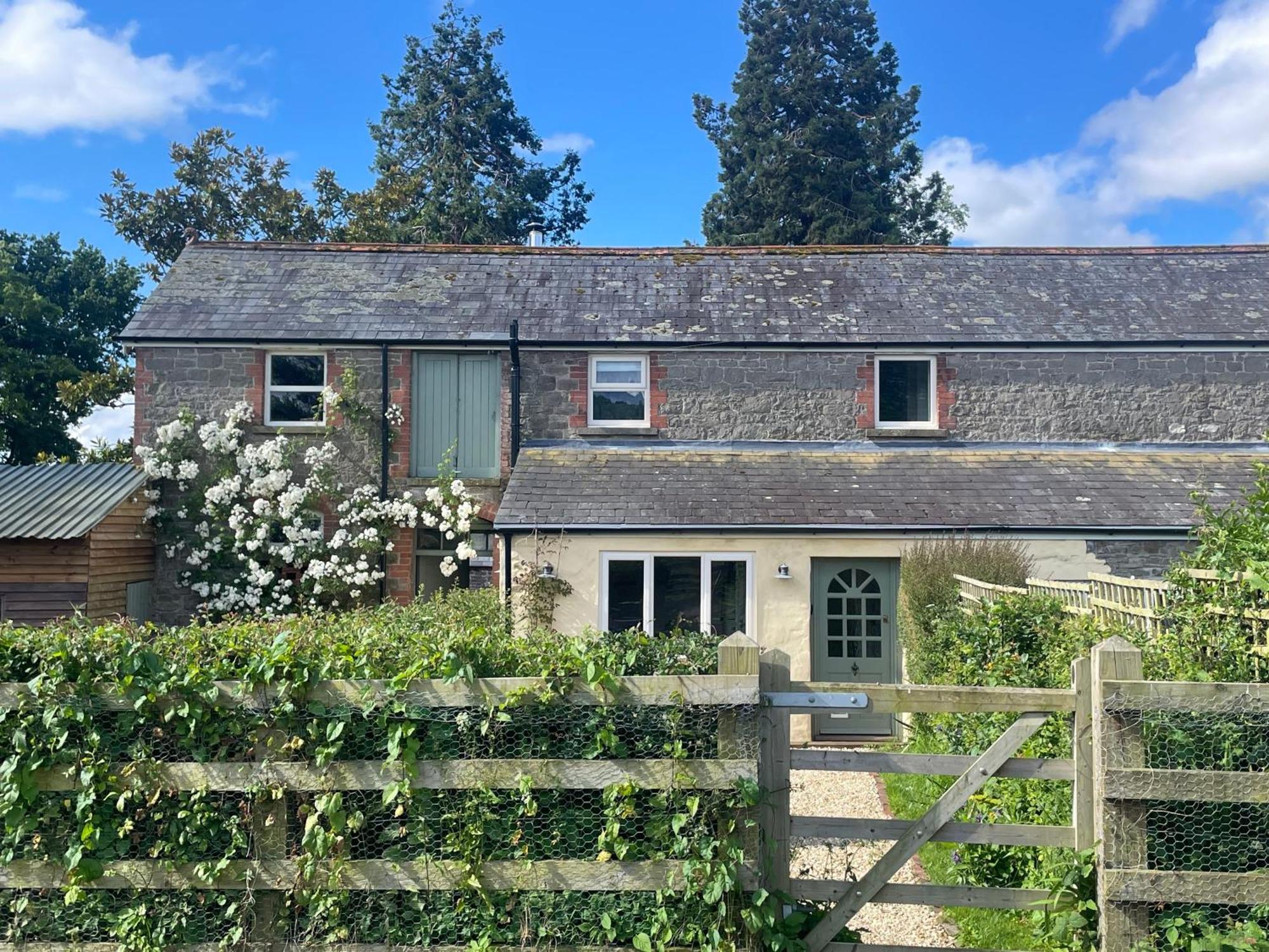 Relaxing Cottage In The Beautiful Usk Valley Eksteriør bilde